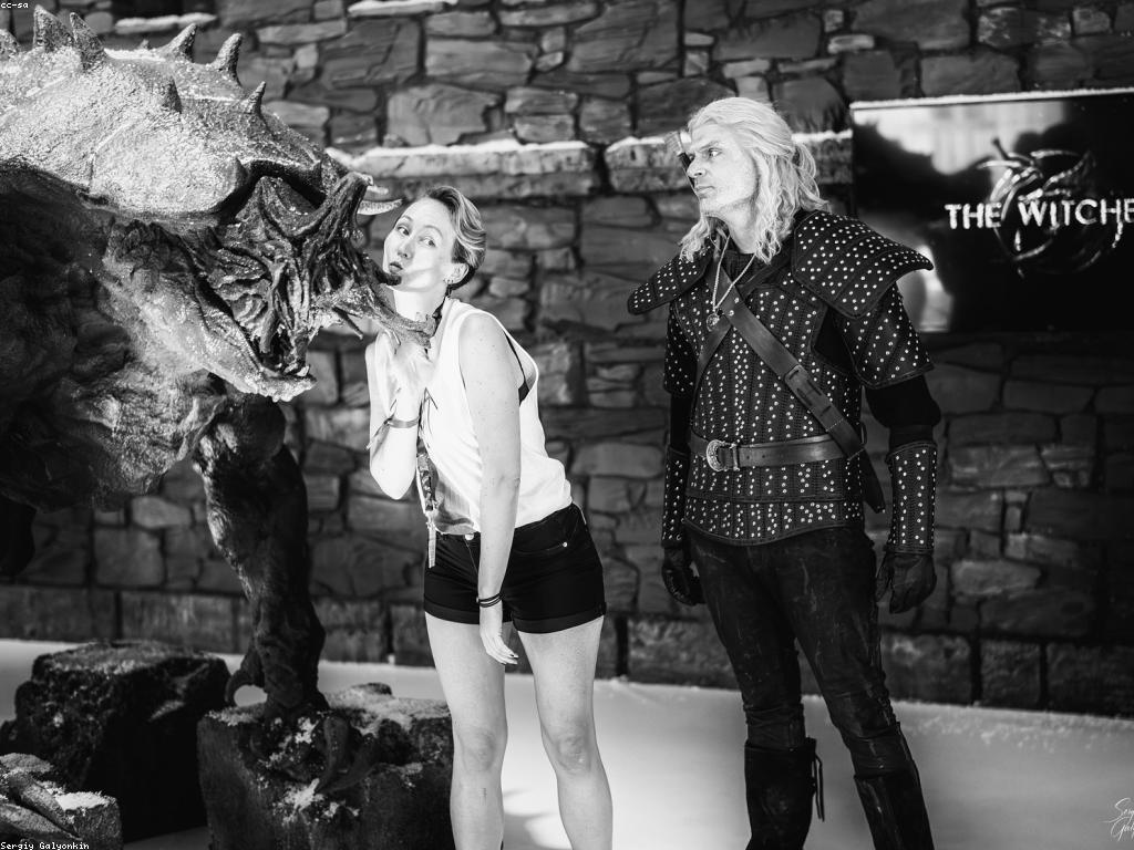 វីដេអូបង្ហាញ៖ ការប្រើប្រាស់ និងអត្ថប្រយោជន៍